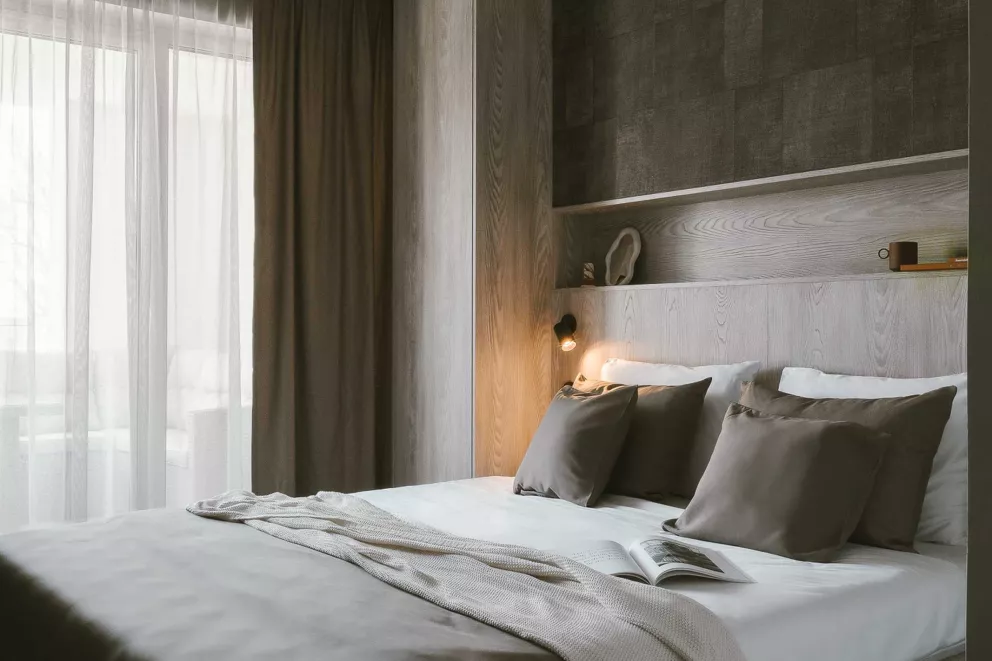 Apartament deluxe z 2 sypialnią  z widokiem na morze